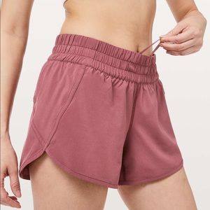 Lululemon Tracker short 4”